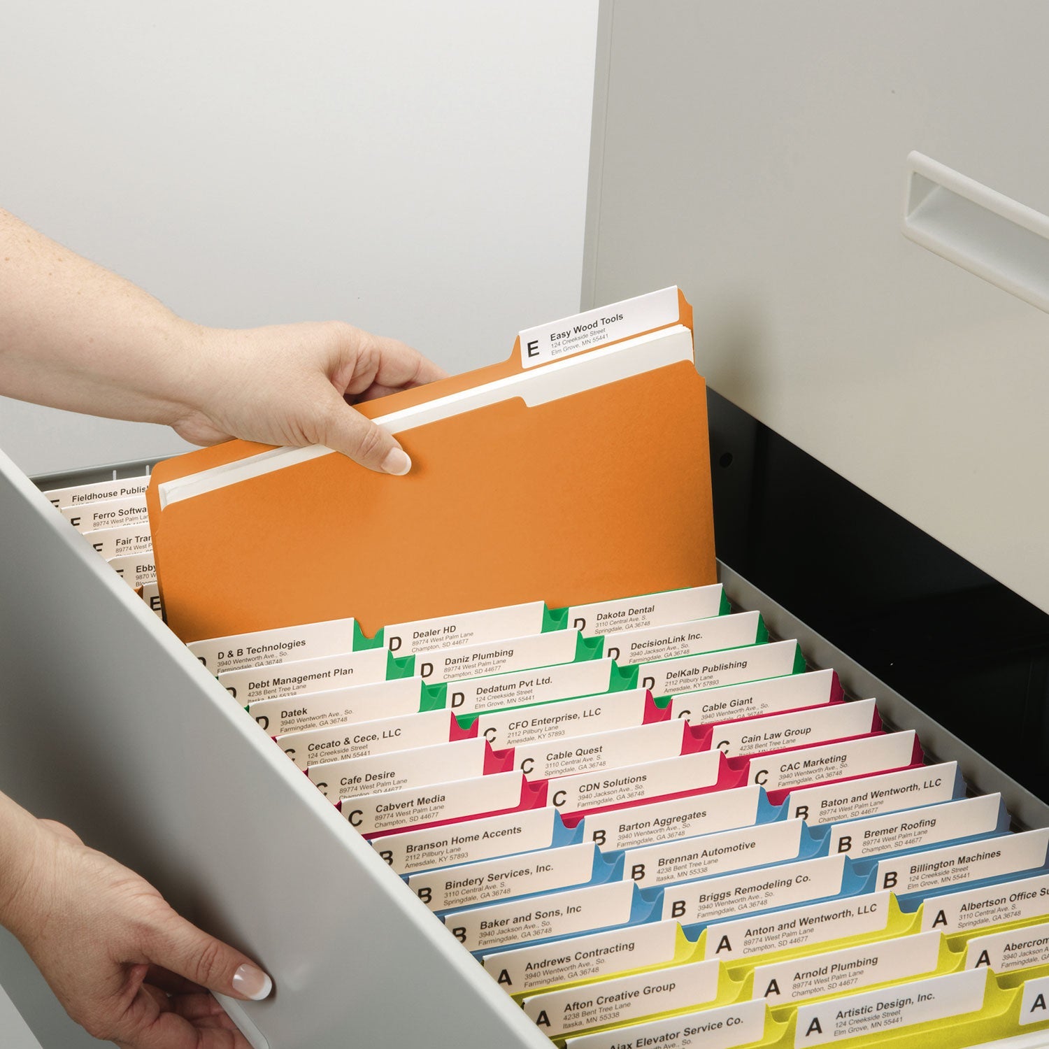 Smead Colored File Folders, 1/3-Cut Tabs: Assorted, Legal Size, 0.75" Expansion, Assorted Colors, 100/Box