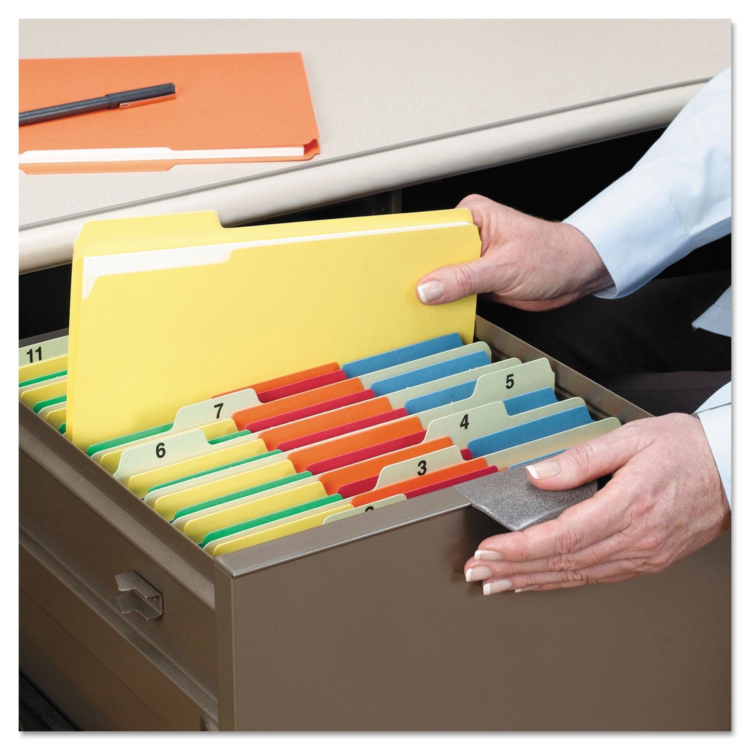 Smead Colored File Folders, 1/3-Cut Tabs: Assorted, Legal Size, 0.75" Expansion, Assorted Colors, 100/Box