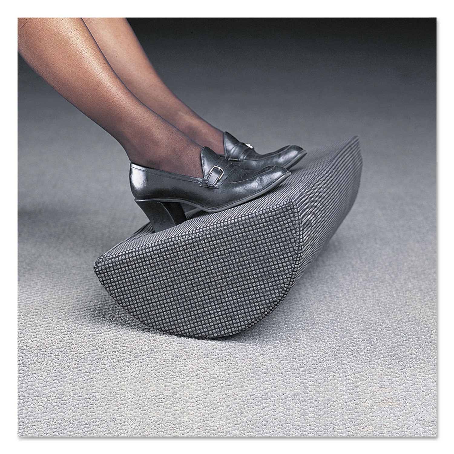 Safco Half-Cylinder Padded Foot Cushion, 17.5w x 11.5d x 6.25h, Black