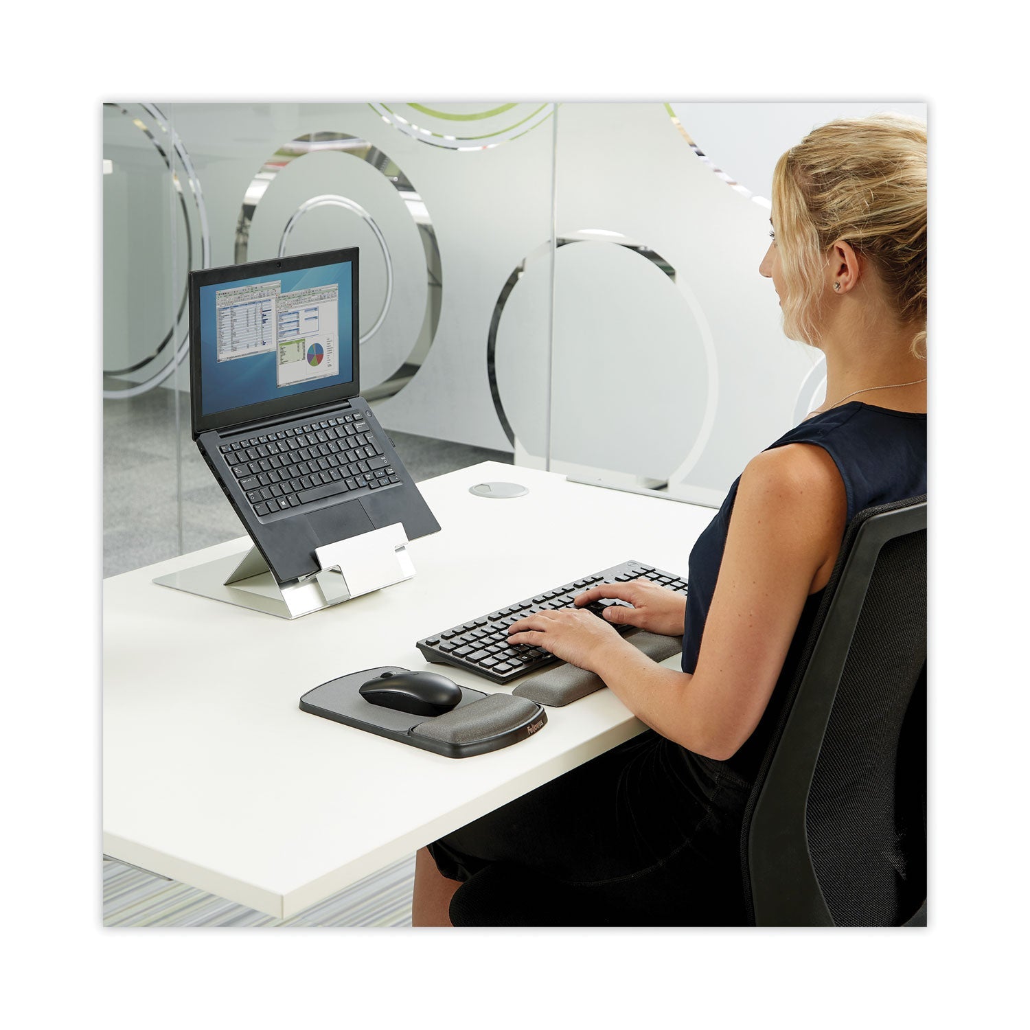 Fellowes Gel Keyboard Wrist Rest, 18.5 x 2.75, Graphite