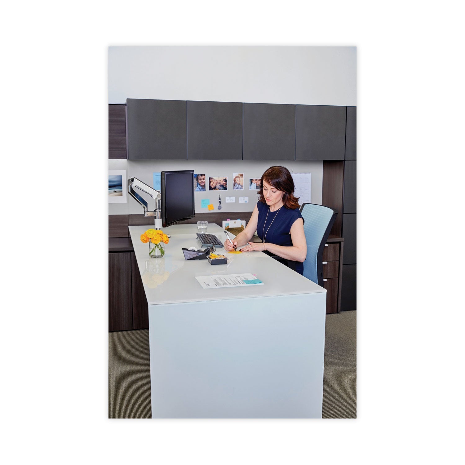 Post-it Clear Top Pop-up Note Dispenser, For 3 x 3 Pads, Black, Includes 50-Sheet Pad of Canary Yellow Pop-up Pad